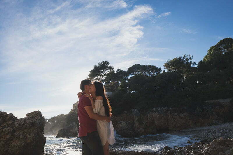 Surprise Proposal French Riviera Asian couple 7179