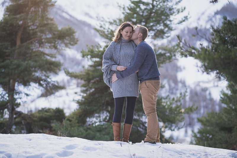 Winter Maternity photo session French Alps Riviera 1044