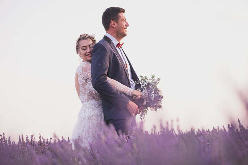 Lavender fields couple photo session south of France wedding 9491