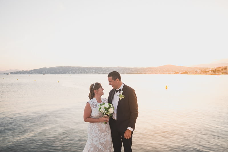 How to Plan an Intimate Elopement on the French Riviera? 14 French Riviera Elopement wedding ceremony by the sea at sunset