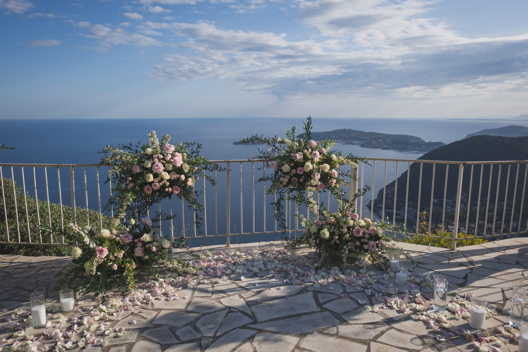 Luxury Proposal floral decoration examples Chateau Chevre d'Or French Riviera