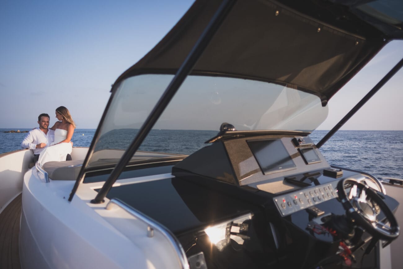 Cannes sunset Yacht Proposal 14 Cannes Yacht Proposal Celebration at sunset in between Lérins Island.
French Riviera proposal Photographer and French Riviera proposal Planner WildRoses