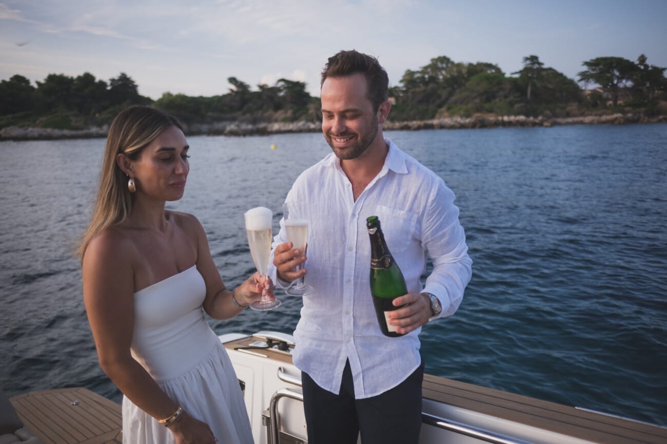 Cannes sunset Yacht Proposal 12 Cannes Yacht Proposal Celebration at sunset in between Lérins Island.
French Riviera proposal Photographer and French Riviera proposal Planner WildRoses