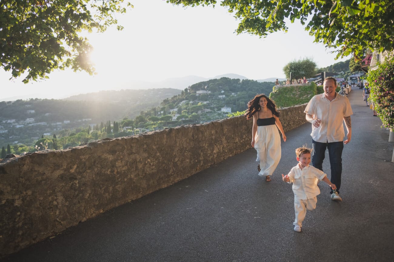 Saint-Paul de Vence lively Family Memories 16 Saint-Paul de vence Joyful family pictures, kid having fun
Photographer : WildRoses