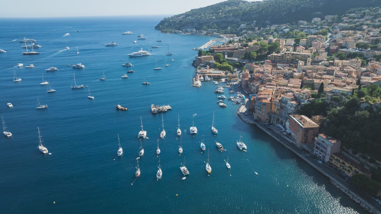 Above the Bay: An Intimate French Riviera Elopement on the Hillsides 6 French Riviera Elopement facing Villefranche-sur-Mer bay
Planning and photography by Wildroses