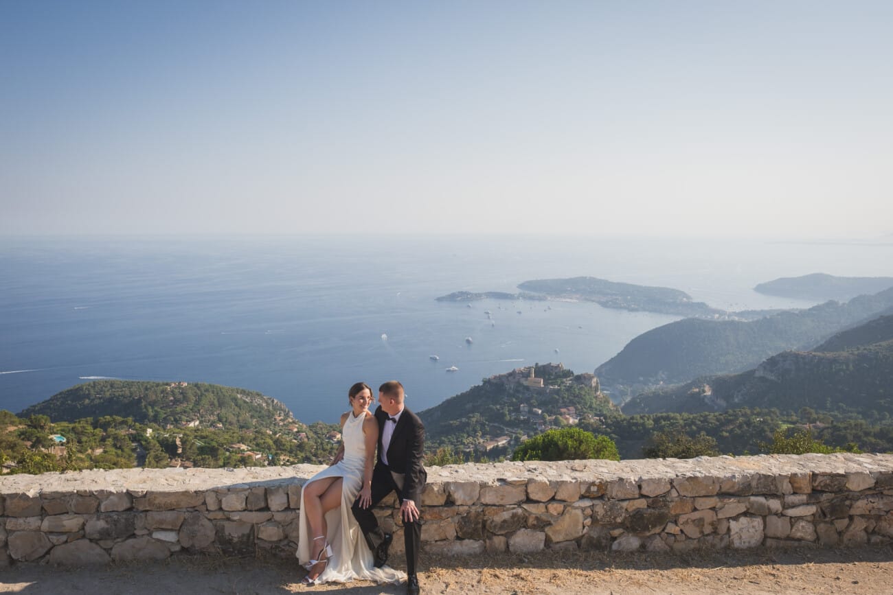 Amazing location for their couple portaits overlooking the French Riviera and Eze town during their Elopement