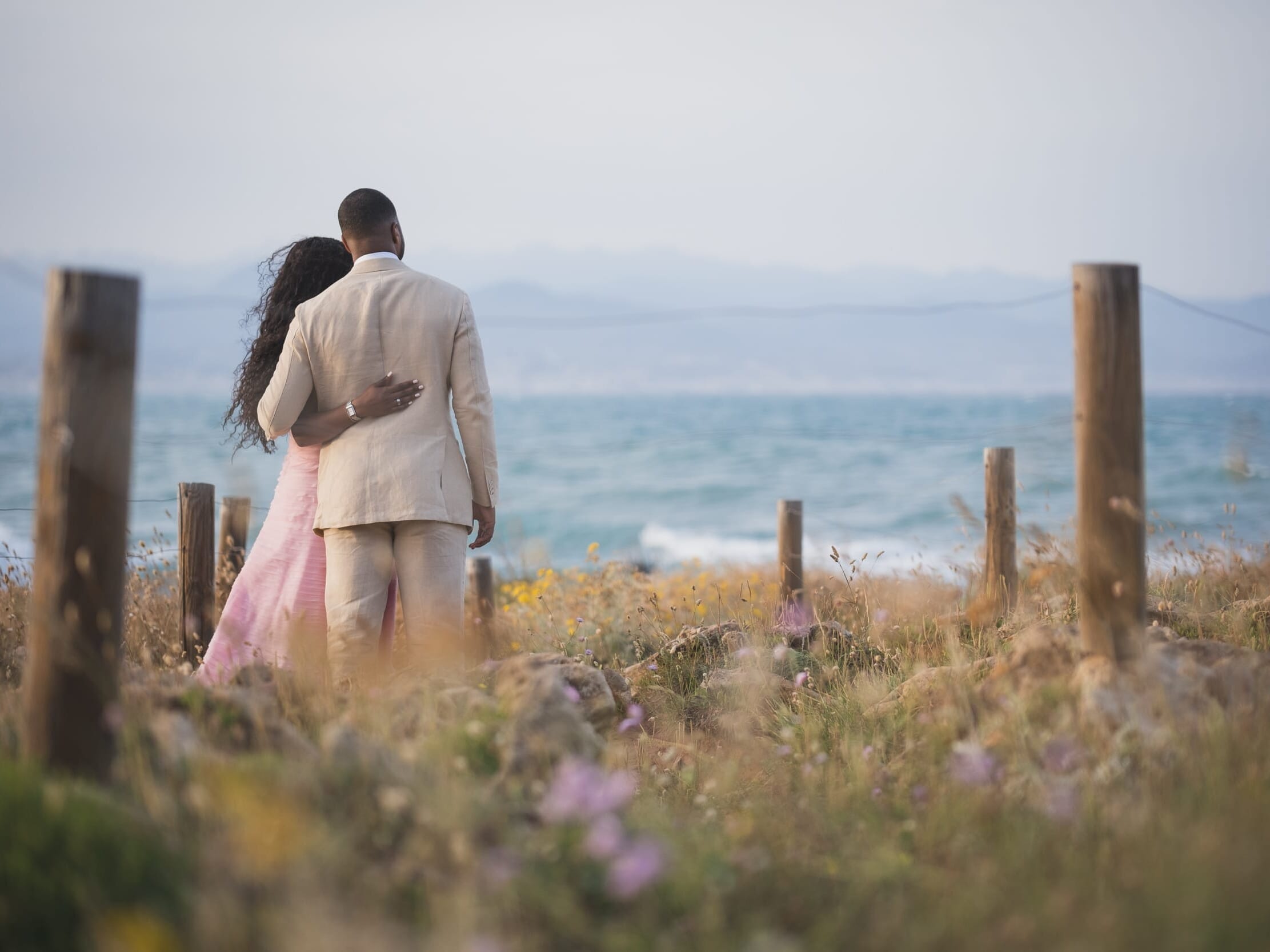 The Most Romantic Cannes Proposal Locations: A Luxury Riviera Guide 10 Windy Proposal on the seaside of Cap d'Antibes