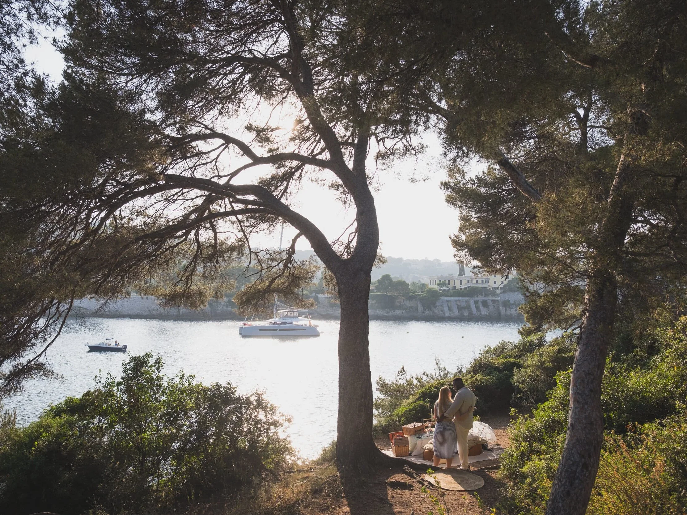 The 30 best places for a PROPOSAL on the French Riviera 22 Intimate French Riviera picnic Proposal at sunset in a hidden location of Saint-Jean Cap-Ferrat peninsula
